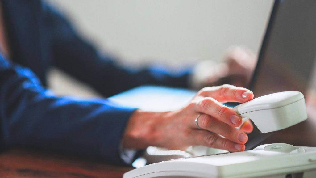 SIP Trunk vs Cloud PBX