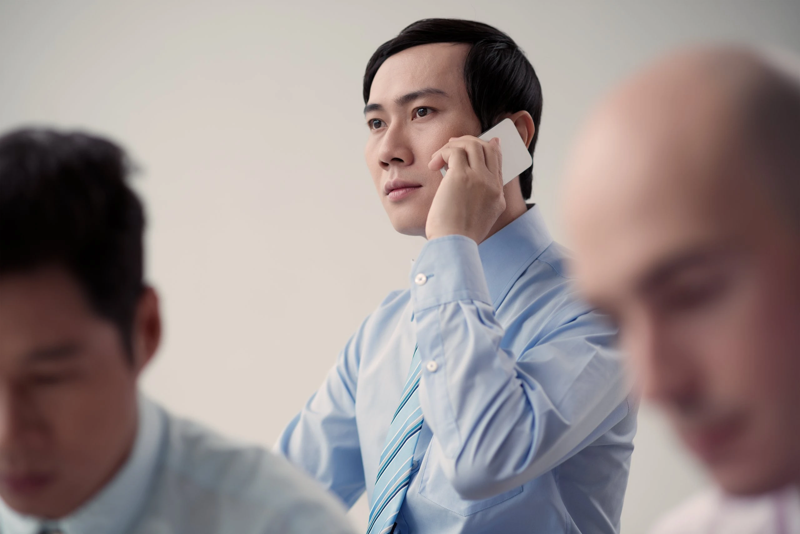 UCaaS Phone Systems: Managing Numbers Across Global Markets